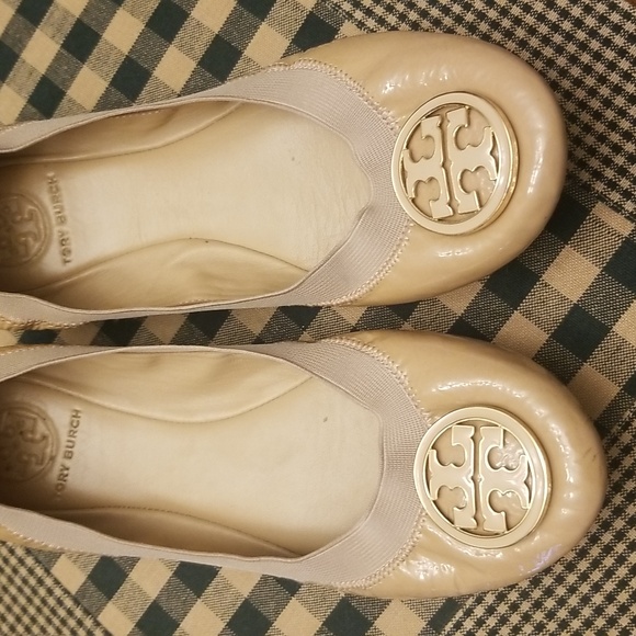 Tan leather Tory Burch ballet flats. Size 7 - Picture 2 of 9